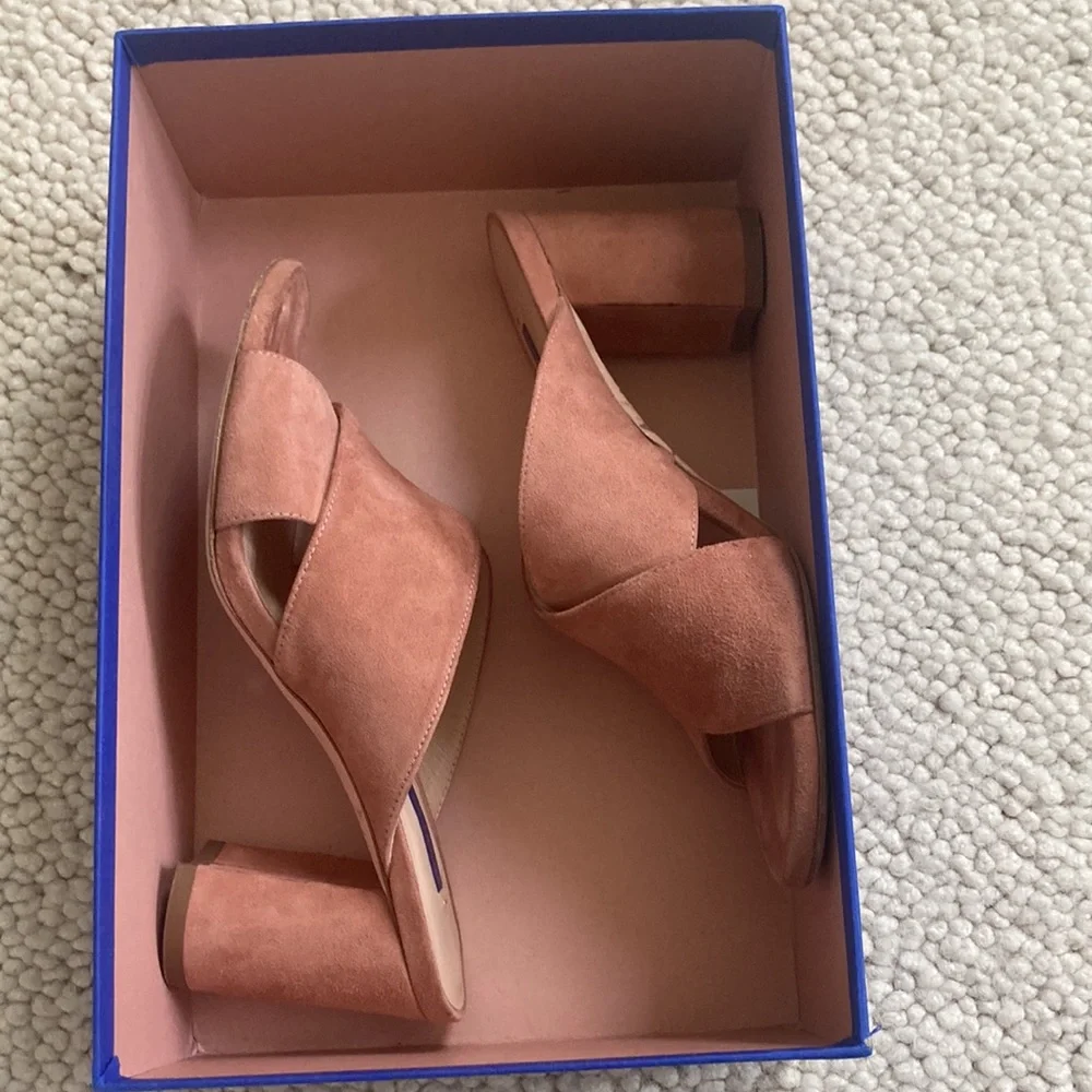 Stuart Weitzman Suede Heel - Picture 3 of 8